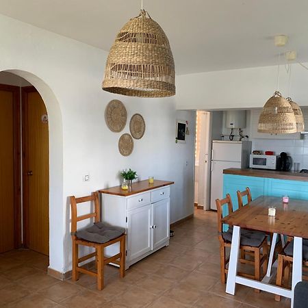 Apartamento Ca la Marta apartamento con piscina y jardín a 150m de la playa Arenal d'en Castell Exterior foto